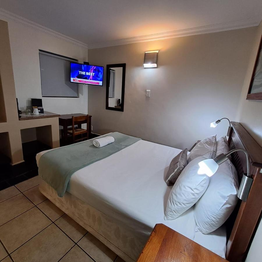 Green Door Guest House Mossel Bay Kültér fotó